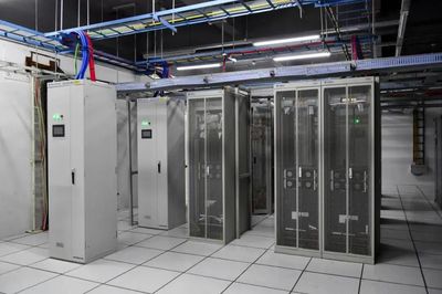 虹桥之上，数据飞驰 国际互联网数据专用通道开通，首批企业率先驶入网络“高速直达列车”